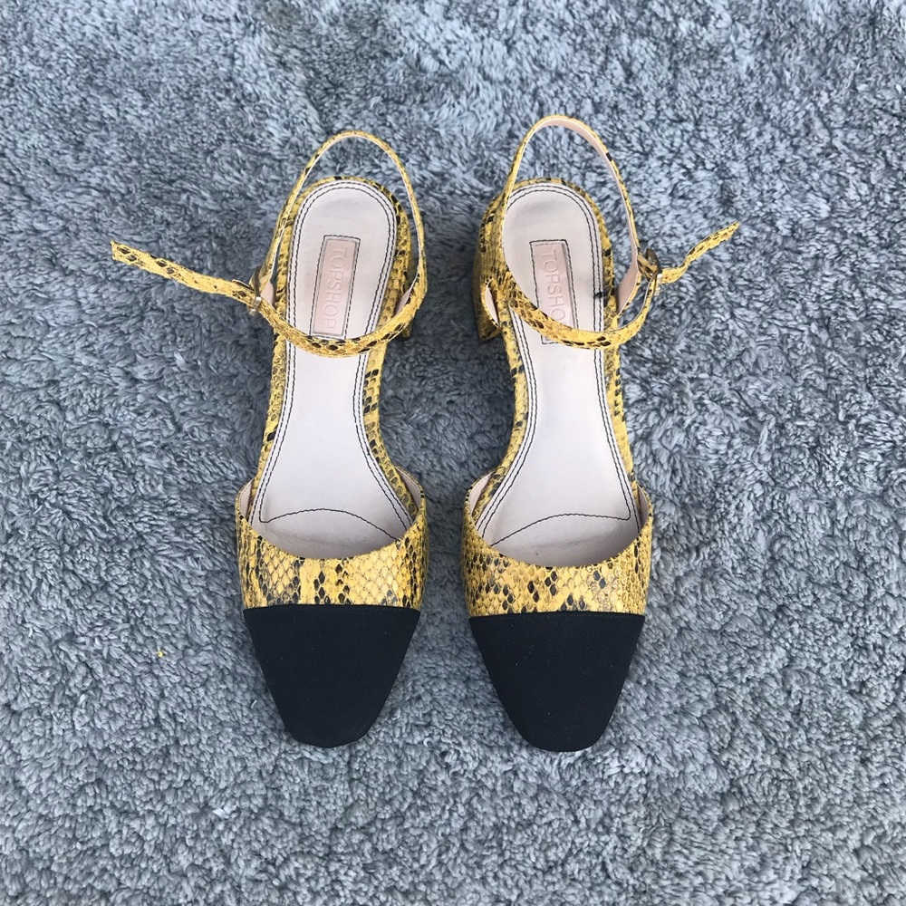 Topshop Jolene toe cap block heels size 6.5